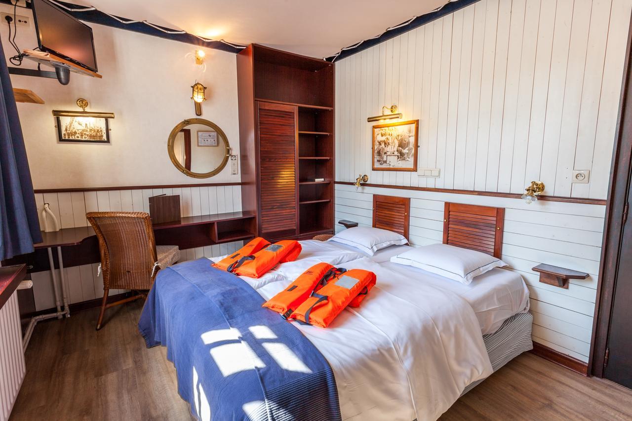 Hotel Boat De Barge 3*