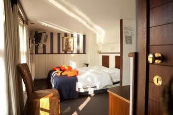 Boat De Barge Bruges