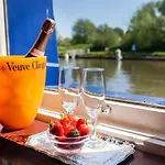 Boat Hotel De Barge